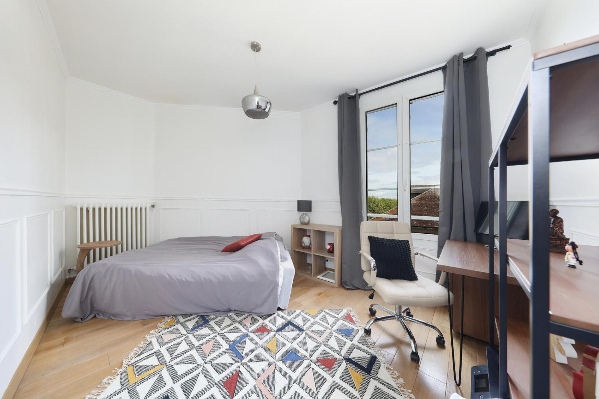 Charmant Appartement Dans Le Centre Ville, A 2 Minutes Du Palais Compiegne Bagian luar foto